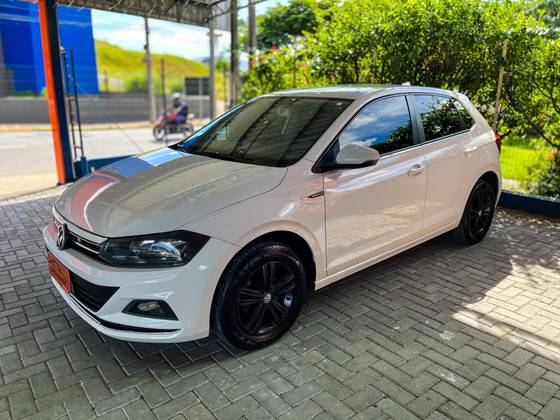 VOLKSWAGEN POLO 1.0 200 TSI COMFORTLINE AUTOMÁTICO